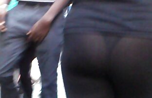 XXX A miúda com tetas brinca com uma pila melhores vídeos pornográficos brasileiros enorme. -