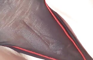 XXX A miúda curvada a brincar sites pornos brasileiros gratis às mamas e à rata